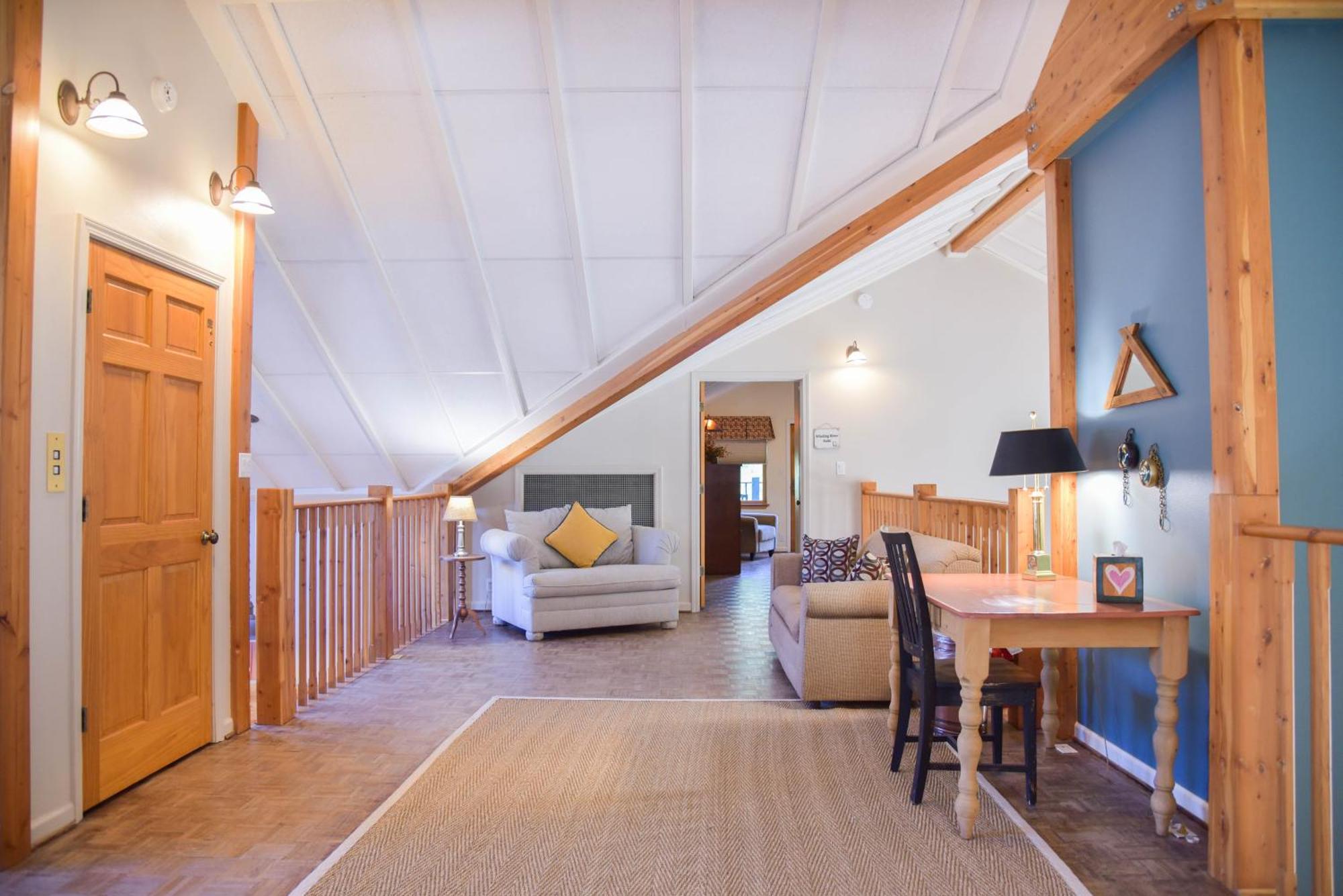 River Lyric Lodge - Formerly Double Dog Red River Buitenkant foto
